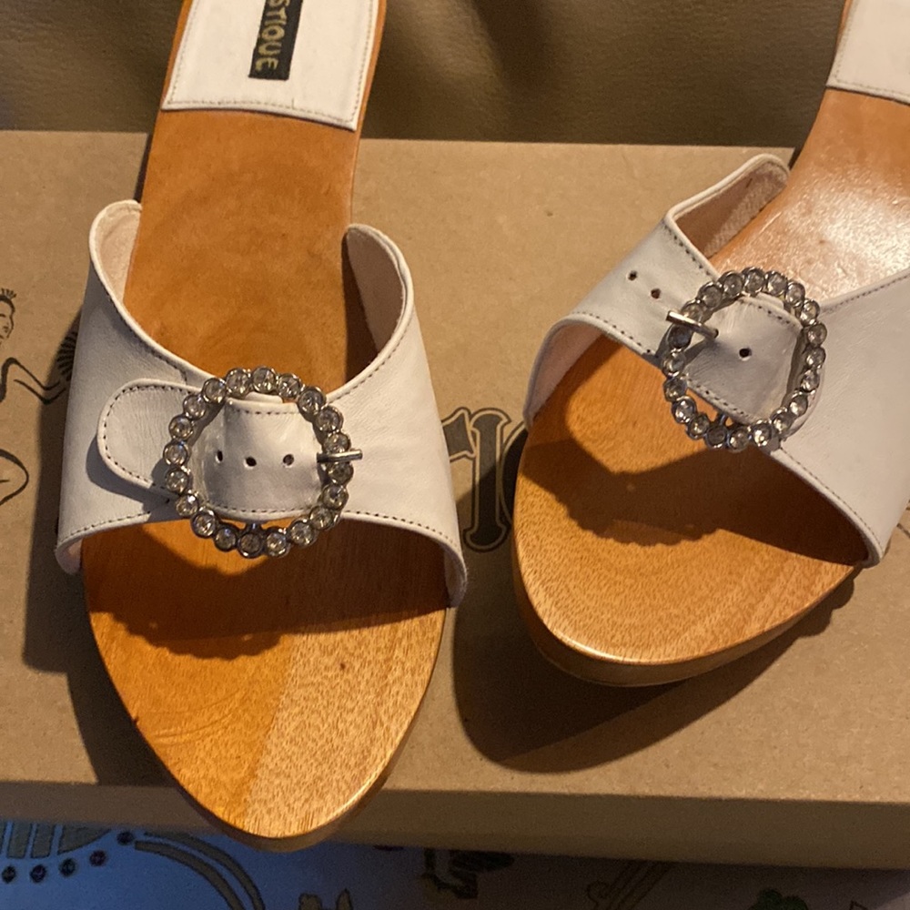 Leather buckle mystique slide in white size 8 new - Picture 2 of 10